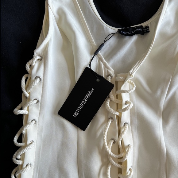 Pretty Little Thing Lace Up Top - Picture 2 of 4